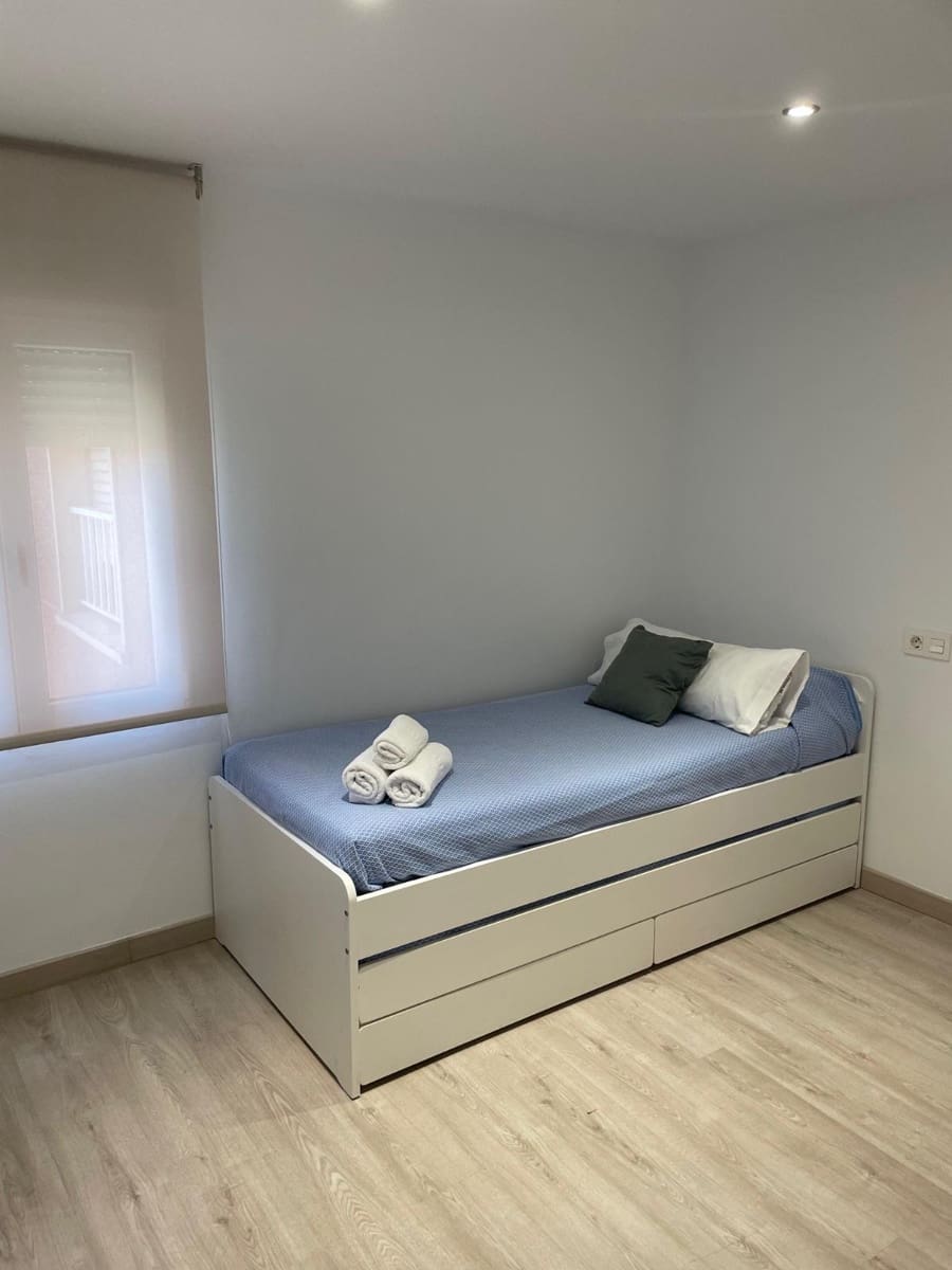 3 slaapkamer Flat te koop in Benidorm - € 650.000 (Ref: 9846551)
