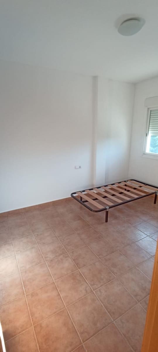 Adosado de 3 habitaciones en Finestrat en alquiler con piscina garaje - 1.500 € (Ref: 9873663)