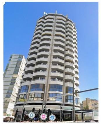 2 soveværelse Lejlighed til salg i Levante, Benidorm med swimmingpool - € 299.000 (Ref: 9920548)