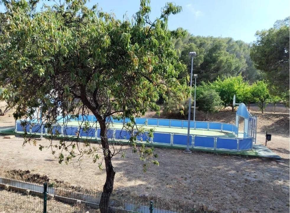 3 bedroom Villa for sale in La Nucia with pool garage - € 310,000 (Ref: 9949903)