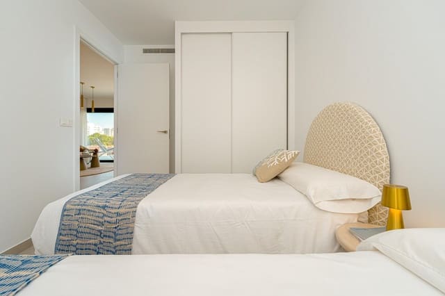 2 bedroom Apartment for sale in La Villajoyosa / Vila Joiosa with pool - € 349,000 (Ref: 9970728)