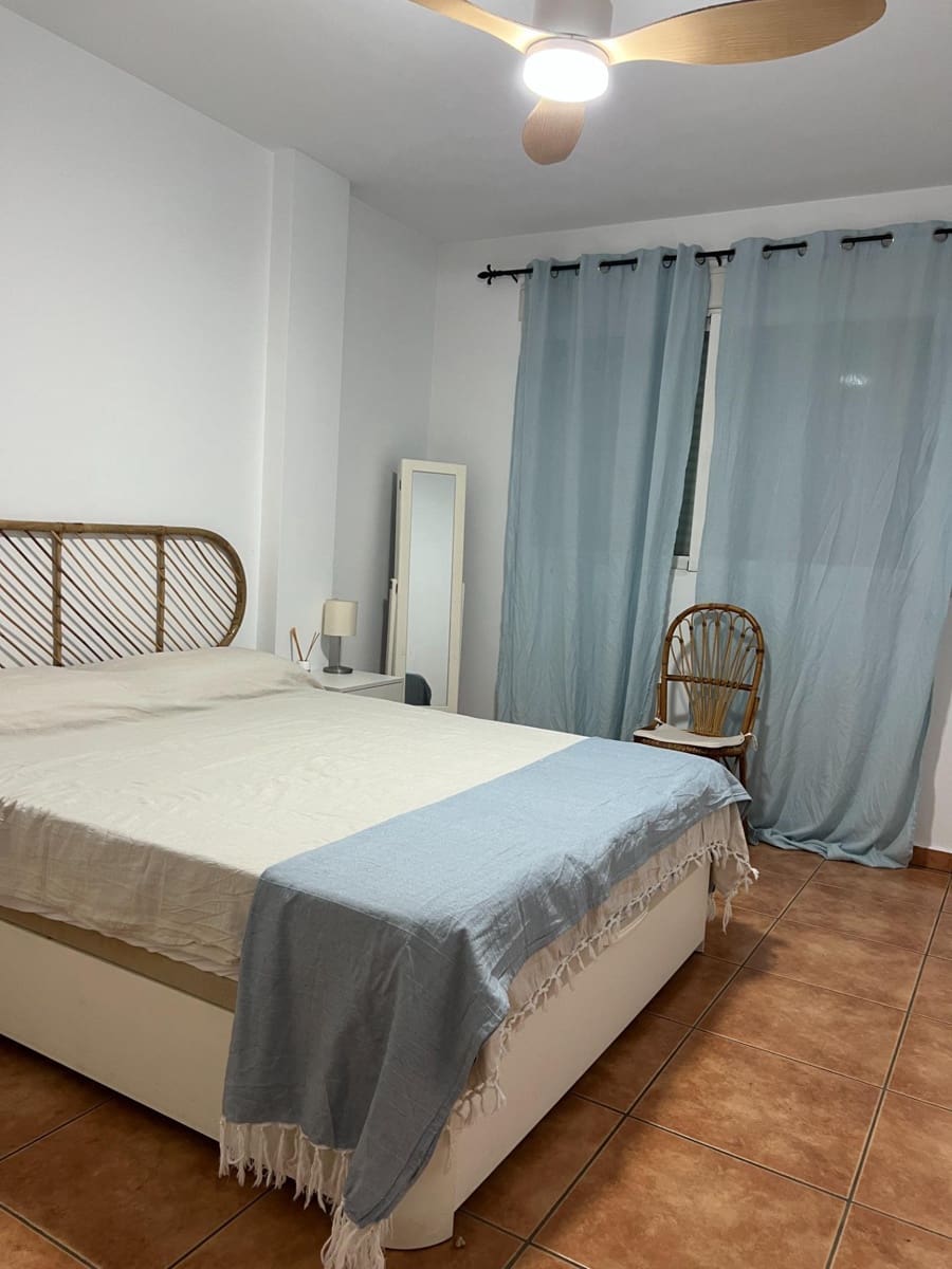 3 quarto Apartamento para arrendar em Altea - 1 200 € (Ref: 9973433)