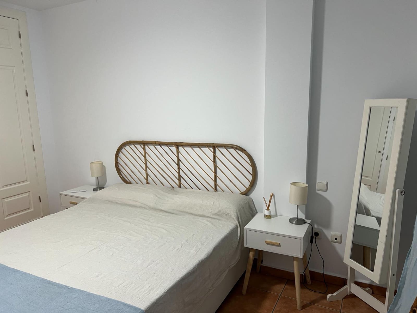 3 quarto Apartamento para arrendar em Altea - 1 200 € (Ref: 9973433)