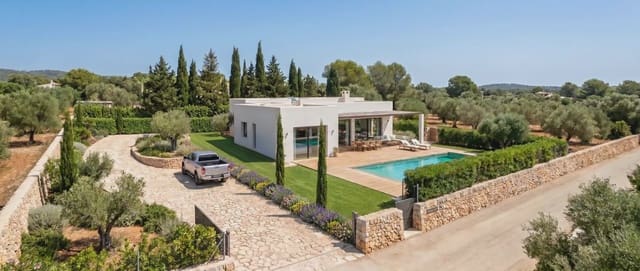 3 slaapkamer Villa te koop in Pinoso met zwembad garage - € 365.000 (Ref: 10017760)
