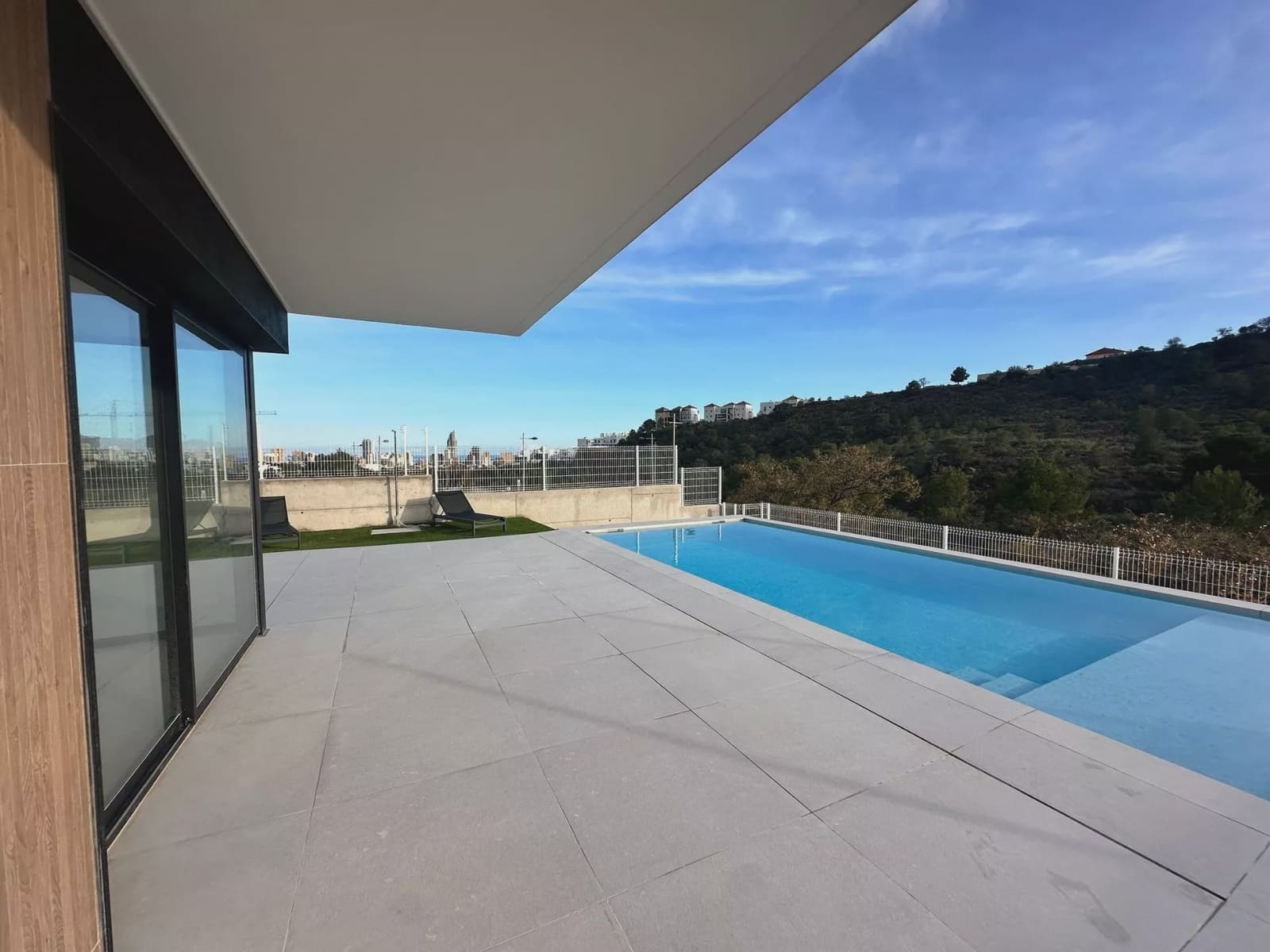 4 slaapkamer Villa te koop in Finestrat met zwembad garage - € 990.000 (Ref: 10037588)