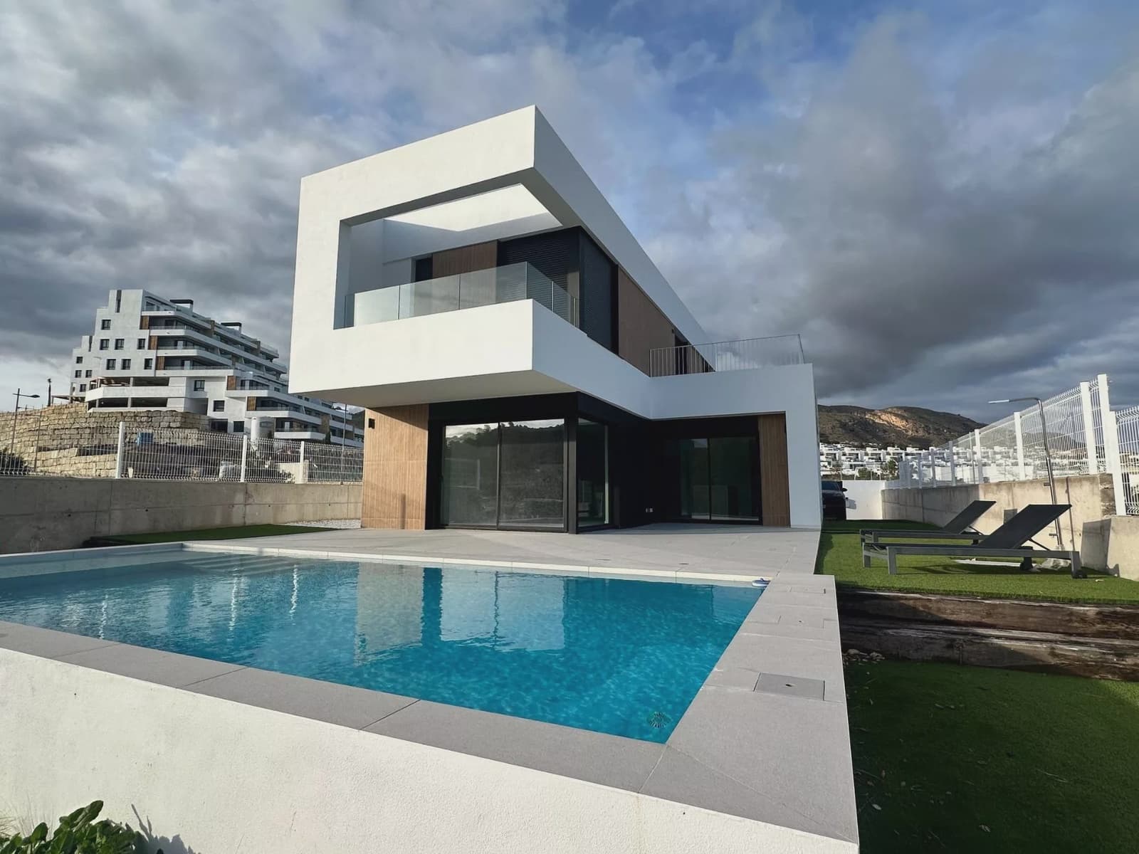 3 chambre Villa/Maison à vendre à Finestrat avec piscine garage - 850 000 € (Ref: 10037589)