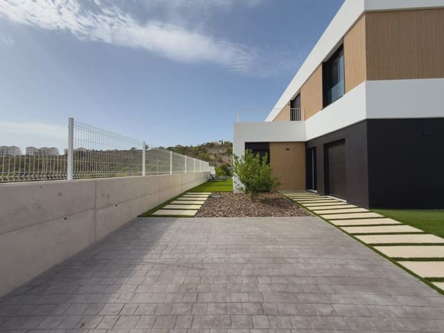 3 sypialnia Willa na sprzedaż w Balcón de Finestrat - Terra Marina, Finestrat z basenem garażem - 850 000 € (Ref: 10037589)