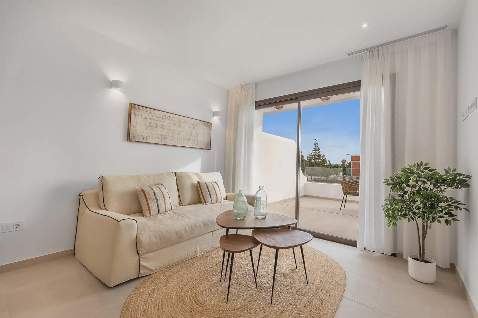 3 bedroom Apartment for sale in Los Alcazares with pool garage - € 389,900 (Ref: 10045736)