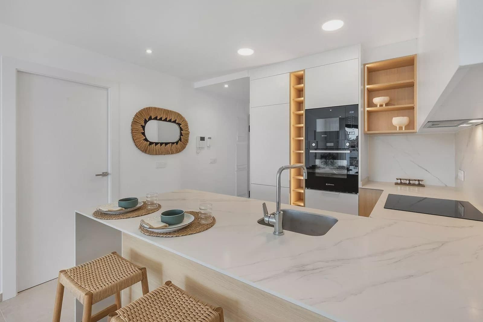 3 bedroom Apartment for sale in Los Alcazares with pool garage - € 389,900 (Ref: 10045736)