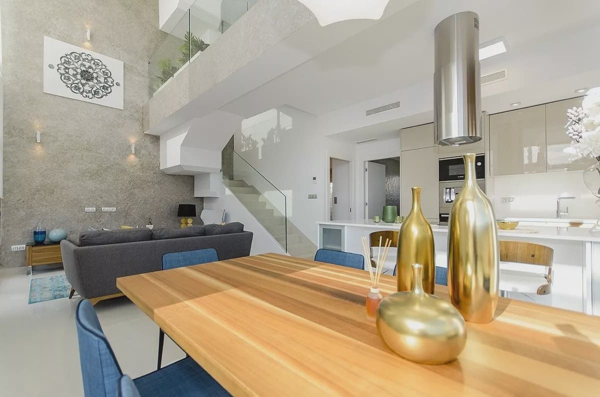 5 quarto Moradia para venda em Los Montesinos com piscina garagem - 780 000 € (Ref: 10045737)
