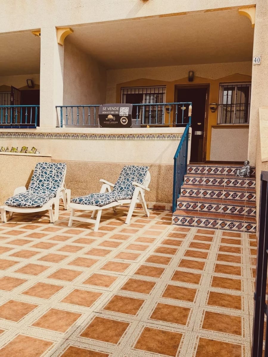 2 soverom Leilighet til salgs i Orihuela Costa med svømmebasseng garasje - € 145 000 (Ref: 10132174)