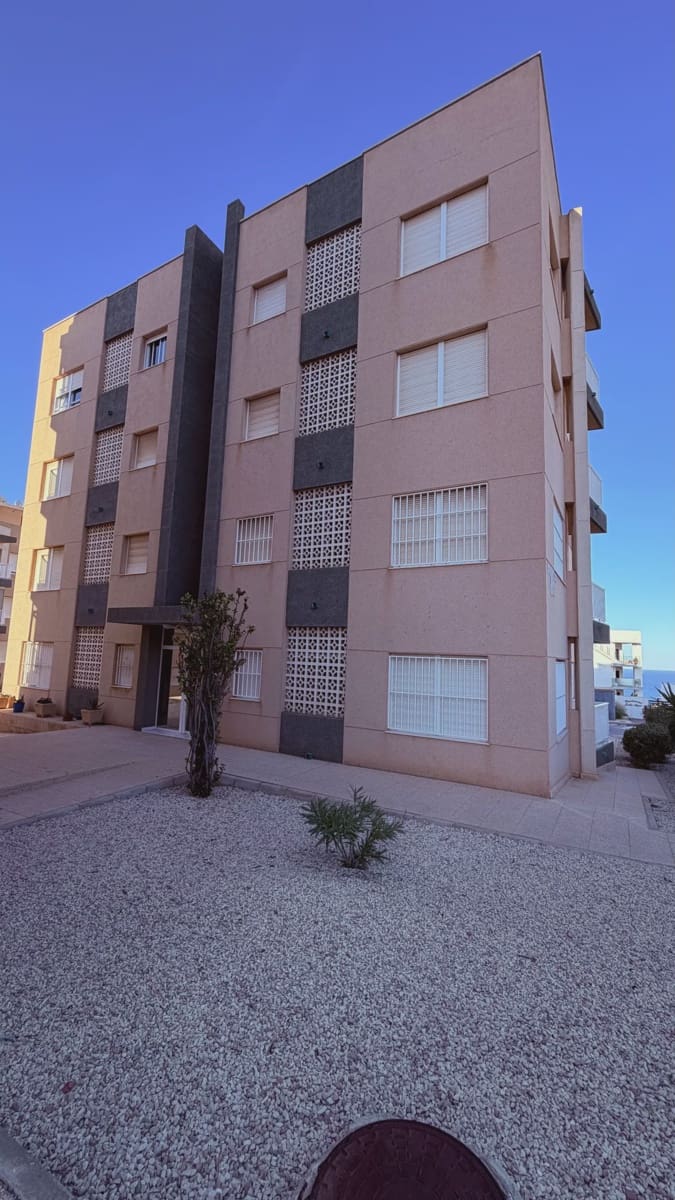 1 soverom Penthouse til salgs i La Mata med svømmebasseng - € 135 000 (Ref: 10168470)