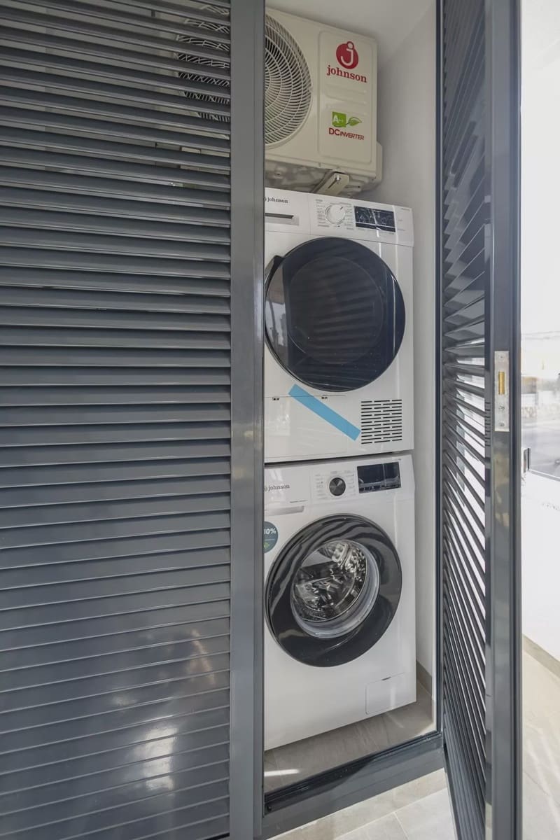 2 Zimmer Apartment zu verkaufen in Torrevieja mit Pool Garage - 269.000 € (Ref: 10171720)
