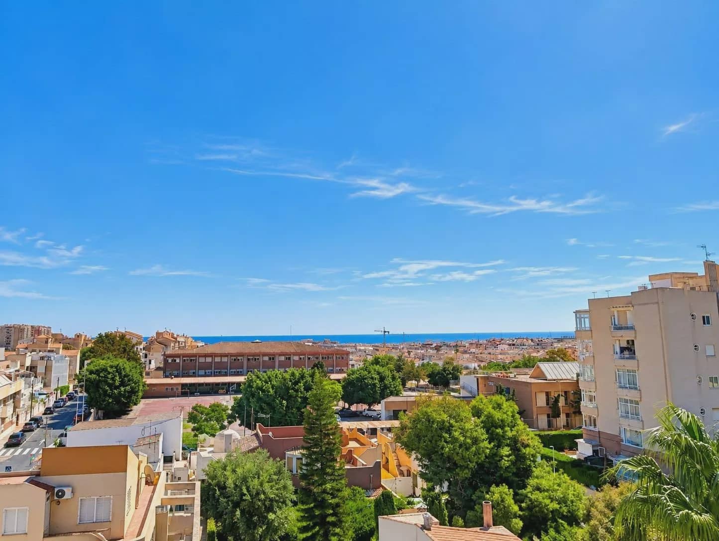 2 Zimmer Apartment zu verkaufen in Torrevieja mit Pool Garage - 269.000 € (Ref: 10171720)