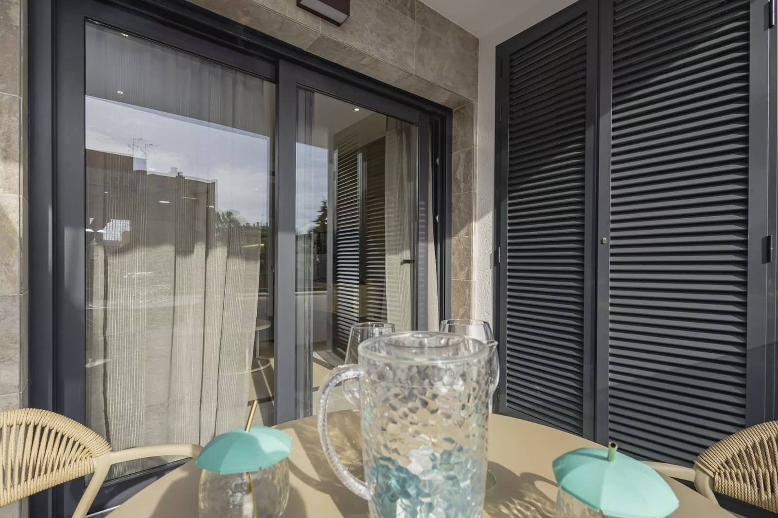 2 Zimmer Apartment zu verkaufen in Torrevieja mit Pool Garage - 269.000 € (Ref: 10171720)