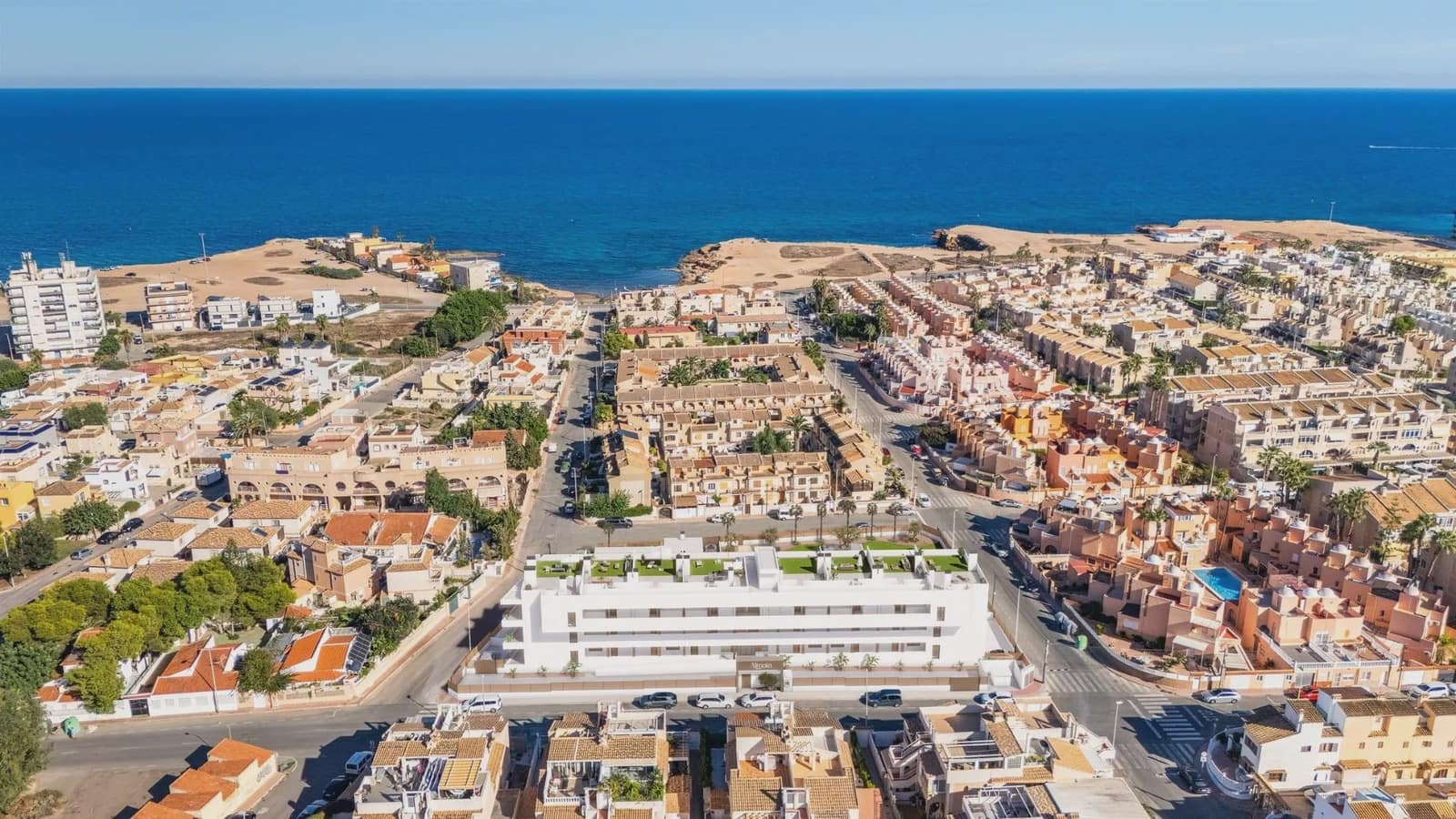 2 sovrum Lägenhet till salu i Torrevieja med pool garage - 399 900 € (Ref: 10174176)