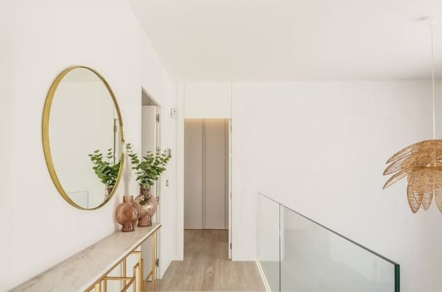 4 chambre Villa/Maison à vendre à Balcón de Finestrat - Terra Marina, Finestrat avec piscine garage - 875 000 € (Ref: 10181652)
