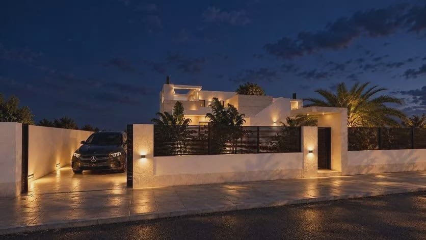 4 soverom Villa til salgs i Torrevieja med svømmebasseng garasje - € 799 000 (Ref: 10186050)