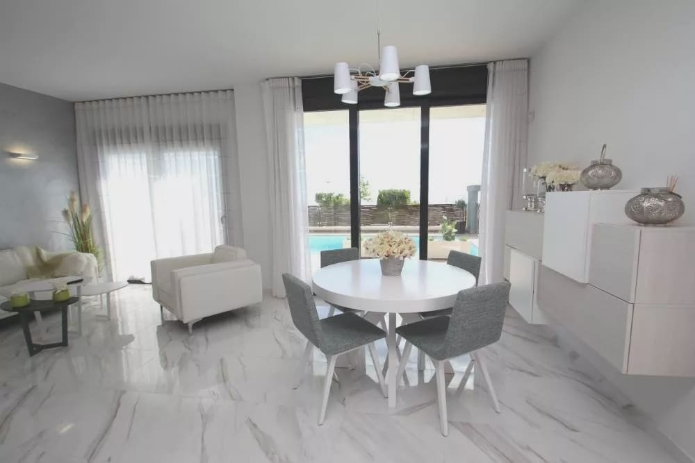 3 bedroom Villa for sale in San Miguel de Salinas with pool garage - € 630,000 (Ref: 7915614)