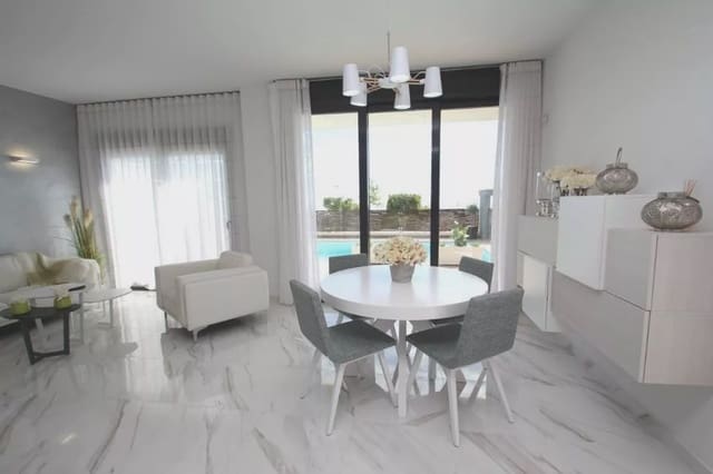 3 bedroom Villa for sale in San Miguel de Salinas with pool garage - € 630,000 (Ref: 7915614)