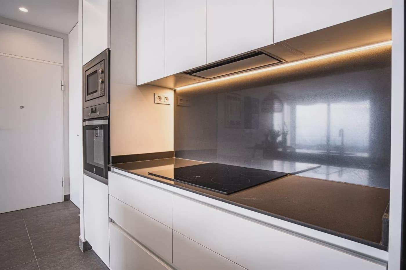 3 sypialnia Willa na sprzedaż w Polop z basenem garażem - 470 000 € (Ref: 7915657)
