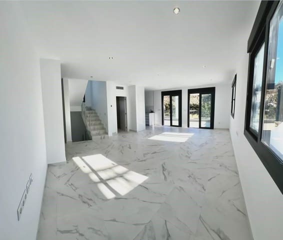 3 Zimmer Villa zu verkaufen in Ciudad Quesada, Rojales mit Pool - 852.000 € (Ref: 7915670)