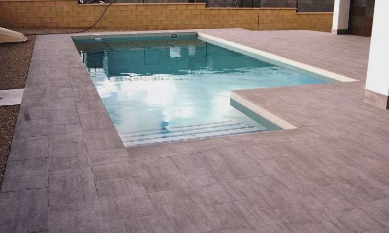 3 soverom Villa til salgs i La Romana med svømmebasseng garasje - € 360 000 (Ref: 7915672)