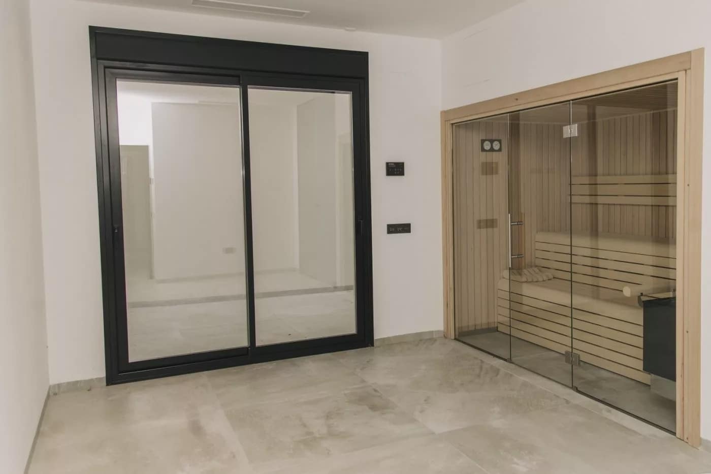4 bedroom Villa for sale in Rojales with pool - € 995,000 (Ref: 7915878)