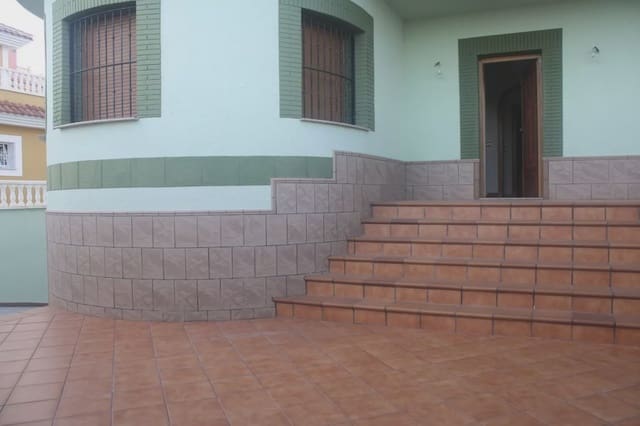 3 chambre Villa/Maison à vendre à Los Balcones - Los Altos, Torrevieja avec piscine - 550 000 € (Ref: 7915899)