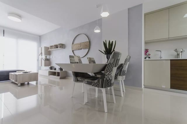4 chambre Villa/Maison à vendre à San Miguel de Salinas avec piscine garage - 630 000 € (Ref: 7915910)