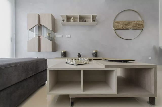 4 chambre Villa/Maison à vendre à San Miguel de Salinas avec piscine garage - 630 000 € (Ref: 7915910)