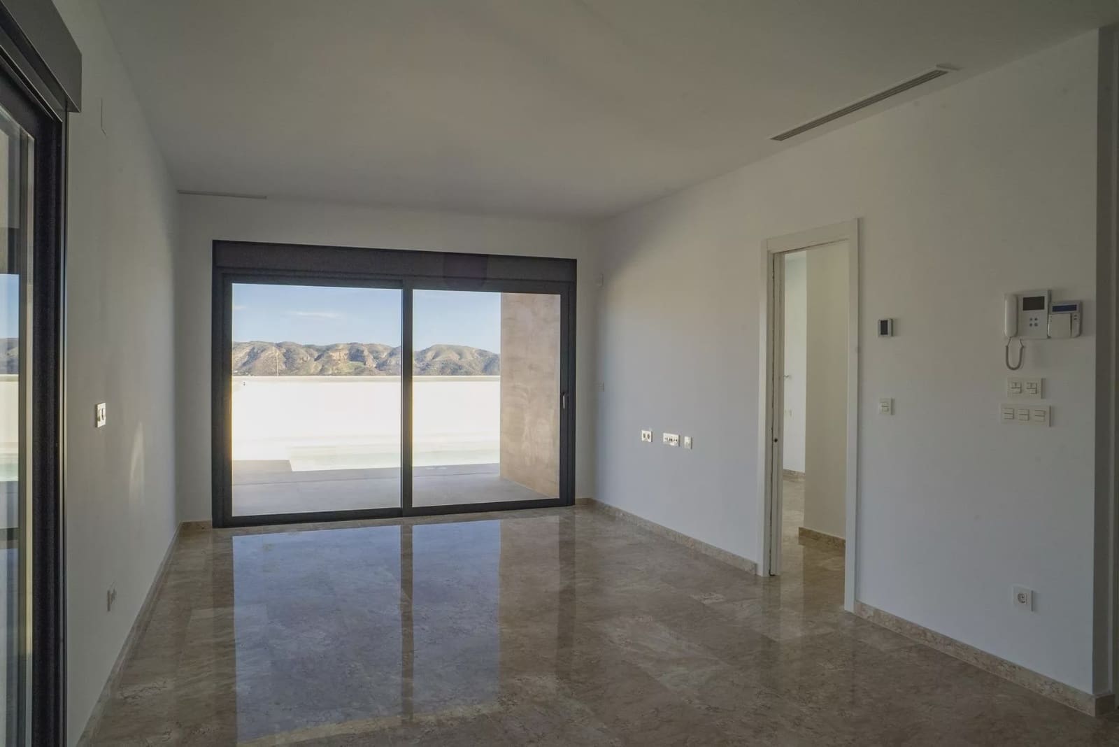 3 bedroom Villa for sale in La Nucia with pool - € 600,000 (Ref: 7915983)