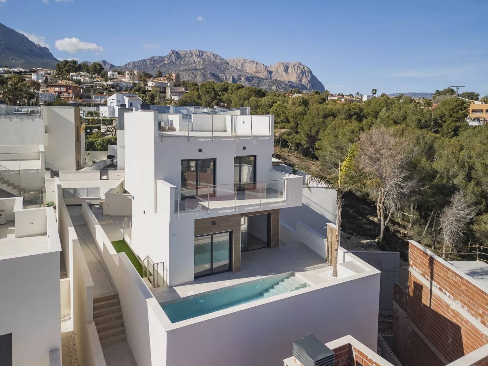 3 bedroom Villa for sale in La Nucia with pool - € 600,000 (Ref: 7915983)