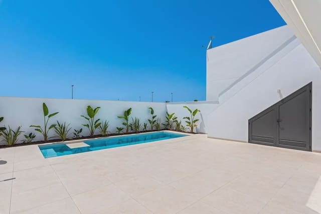 3 slaapkamer Huis te koop in Las Lomas de Rame - Bahía Bella, Los Alcázares met zwembad garage - € 519.900 (Ref: 7916021)