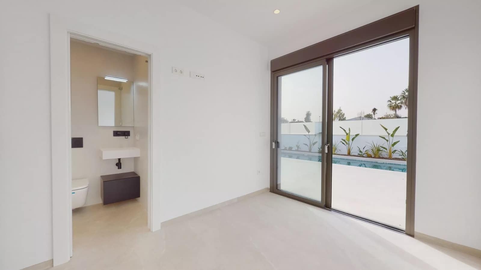 3 bedroom Villa for sale in Los Alcazares with pool garage - € 719,900 (Ref: 7916044)