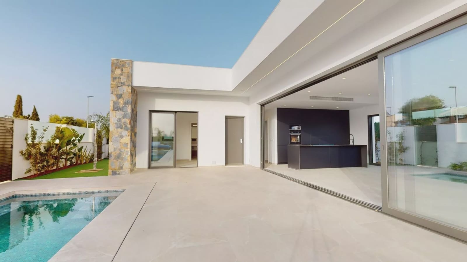 3 bedroom Villa for sale in Los Alcazares with pool garage - € 719,900 (Ref: 7916044)