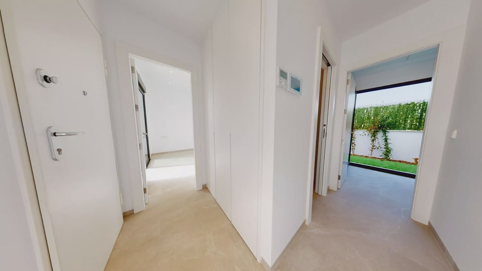 3 bedroom Villa for sale in Los Alcazares with pool garage - € 719,900 (Ref: 7916044)