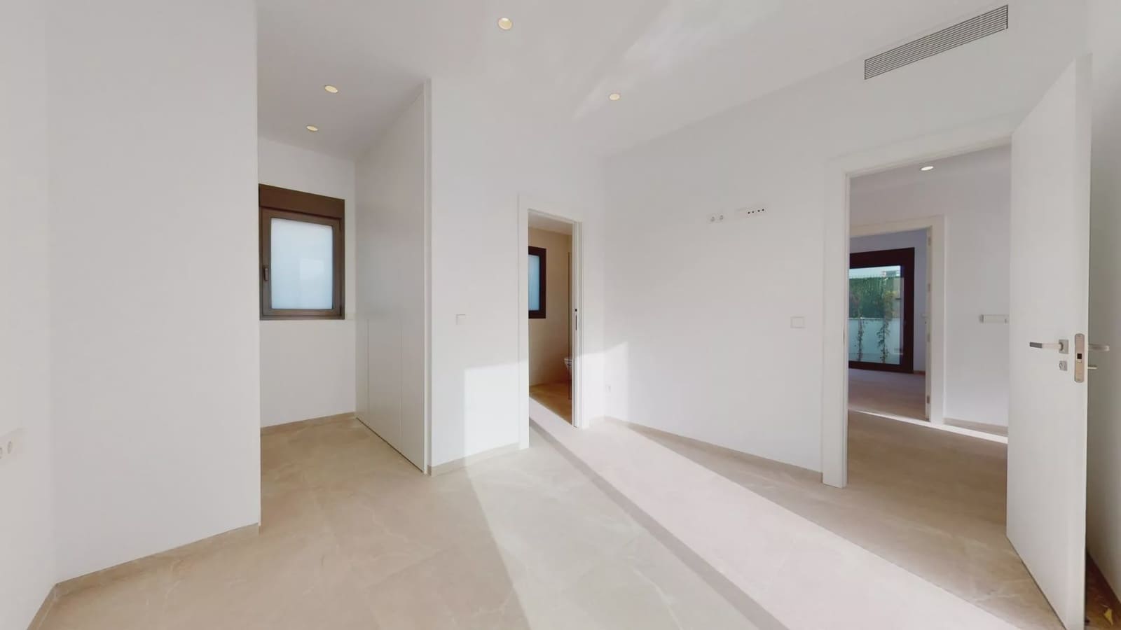 3 bedroom Villa for sale in Los Alcazares with pool garage - € 719,900 (Ref: 7916044)