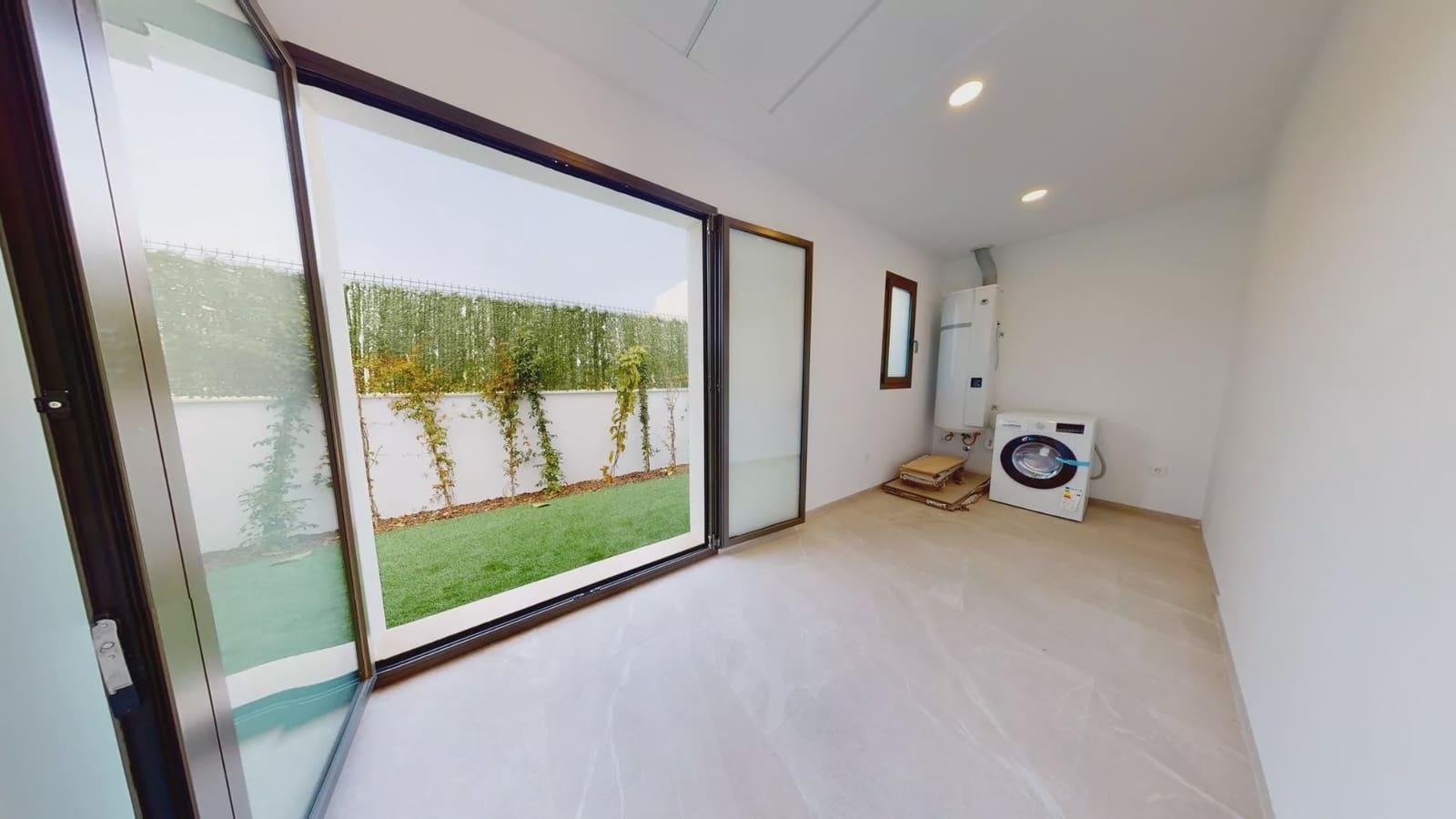 3 bedroom Villa for sale in Los Alcazares with pool garage - € 719,900 (Ref: 7916044)