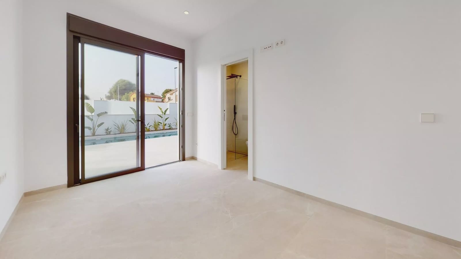 3 bedroom Villa for sale in Los Alcazares with pool garage - € 719,900 (Ref: 7916044)