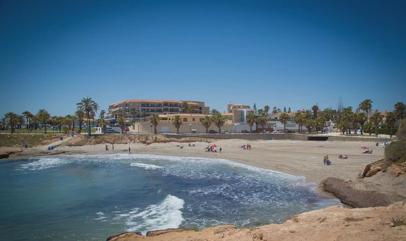 4 chambre Villa/Maison à vendre à Orihuela Costa avec piscine garage - 3 600 000 € (Ref: 7916344)