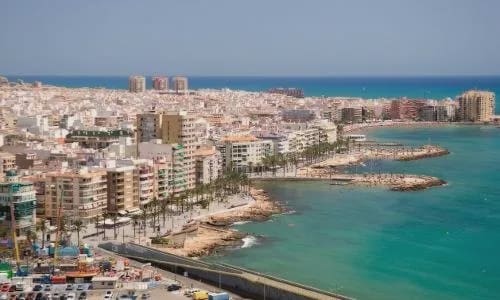 3 slaapkamer Villa te koop in Torrevieja met zwembad garage - € 780.000 (Ref: 7916347)