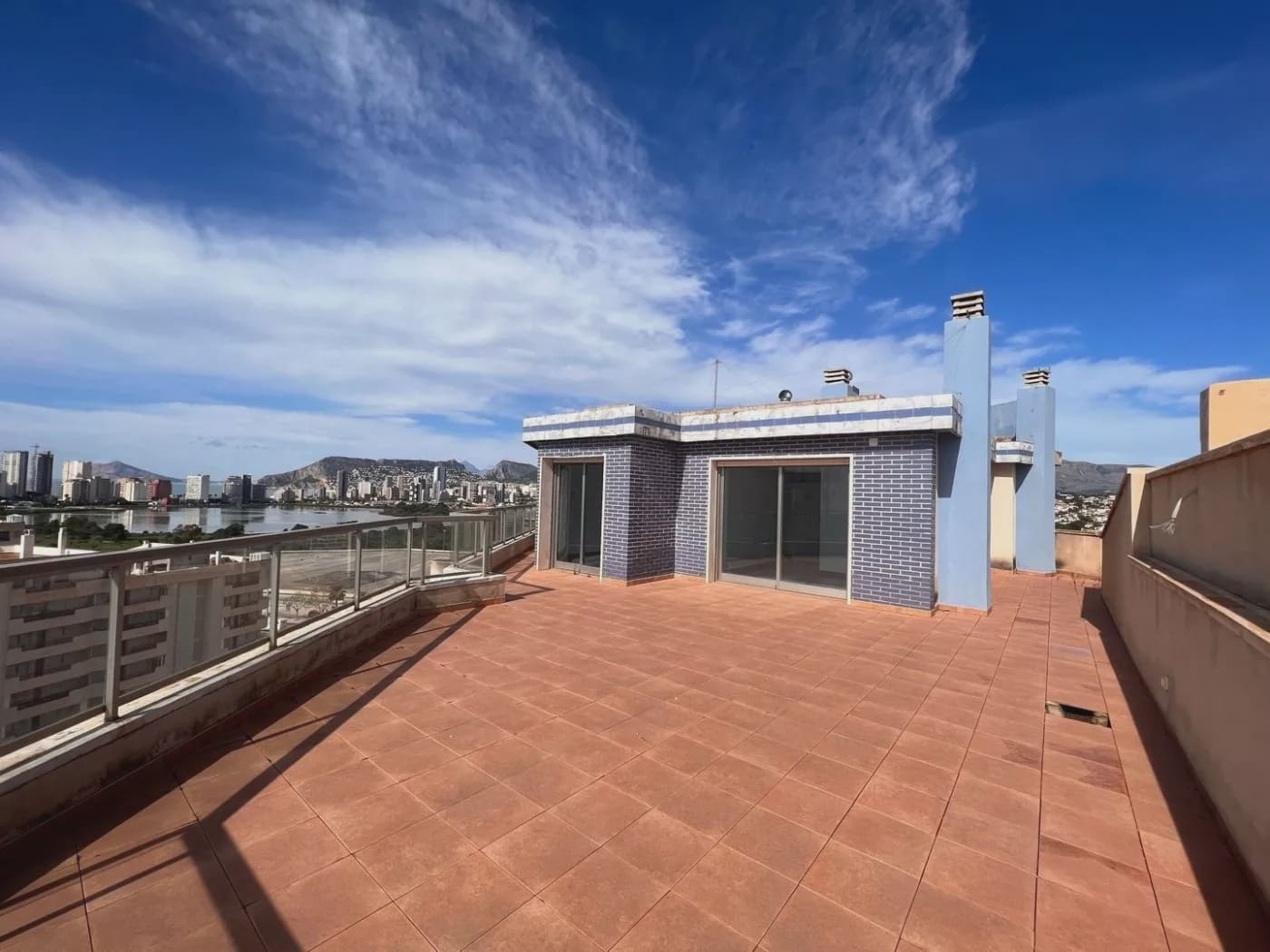 3 soverom Penthouse til salgs i Calpe / Calp med svømmebasseng - € 899 000 (Ref: 7916359)