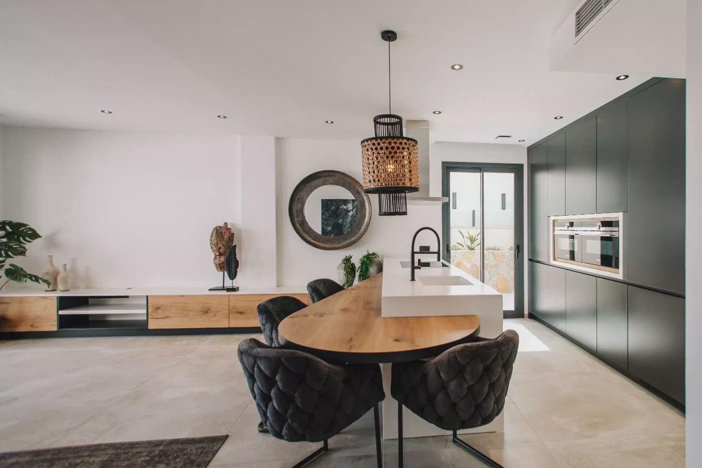 4 bedroom Apartment for sale in Rojales with pool - € 599,000 (Ref: 8096620)