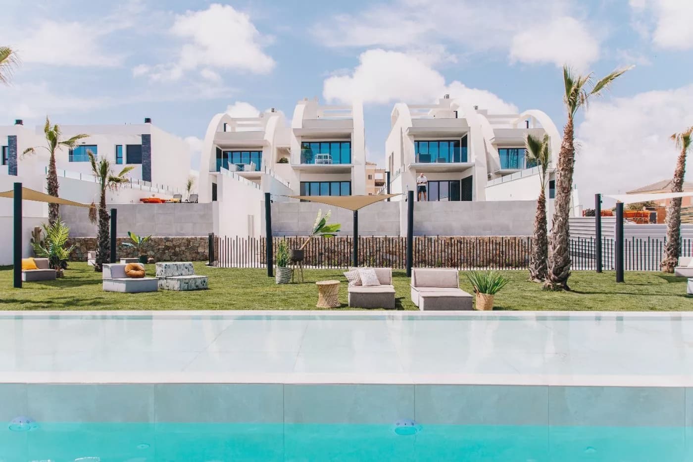 4 bedroom Apartment for sale in Rojales with pool - € 599,000 (Ref: 8096620)