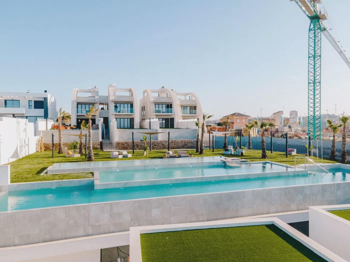 4 bedroom Apartment for sale in Rojales with pool - € 599,000 (Ref: 8096620)
