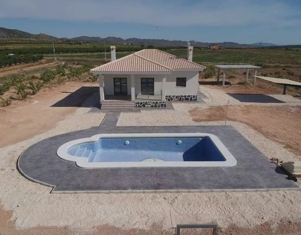 3 soverom Villa til salgs i Pinoso med svømmebasseng garasje - € 332 000 (Ref: 8096720)