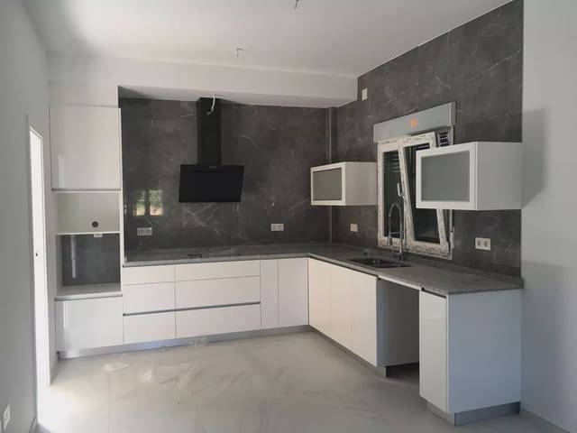 3 soverom Villa til salgs i Pinoso med svømmebasseng garasje - € 332 000 (Ref: 8096720)