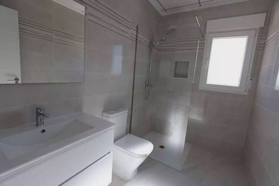 3 bedroom Villa for sale in Pinoso with pool garage - € 332,000 (Ref: 8096720)