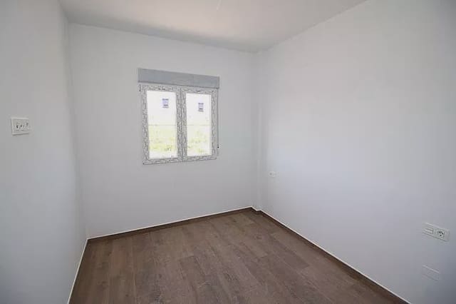 4 soveværelse Villa til salg i Pinoso med swimmingpool garage - € 375.000 (Ref: 8096721)